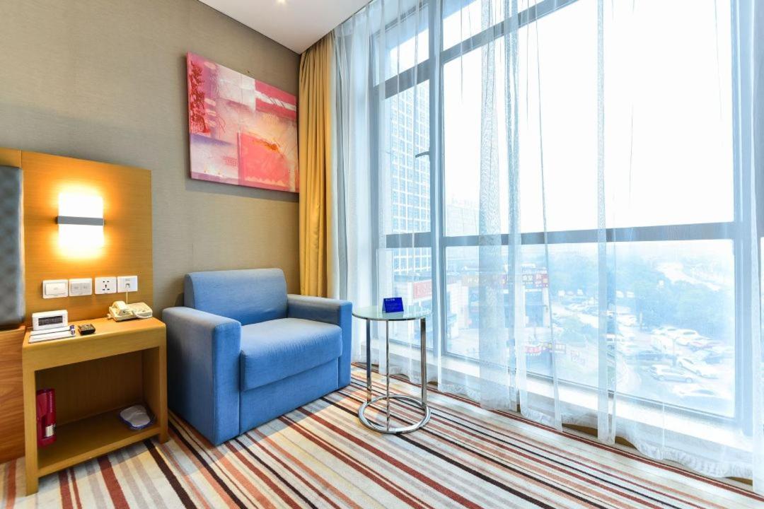 Holiday Inn Express Shanghai Jiading Industry Park By Ihg Buitenkant foto