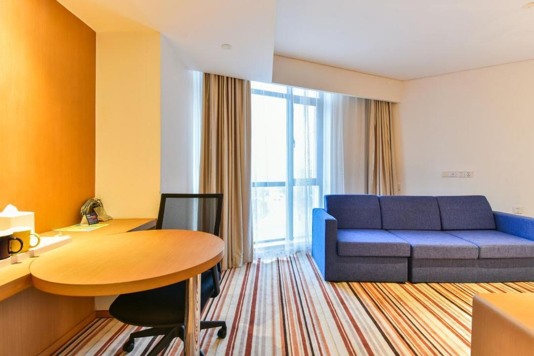 Holiday Inn Express Shanghai Jiading Industry Park By Ihg Buitenkant foto